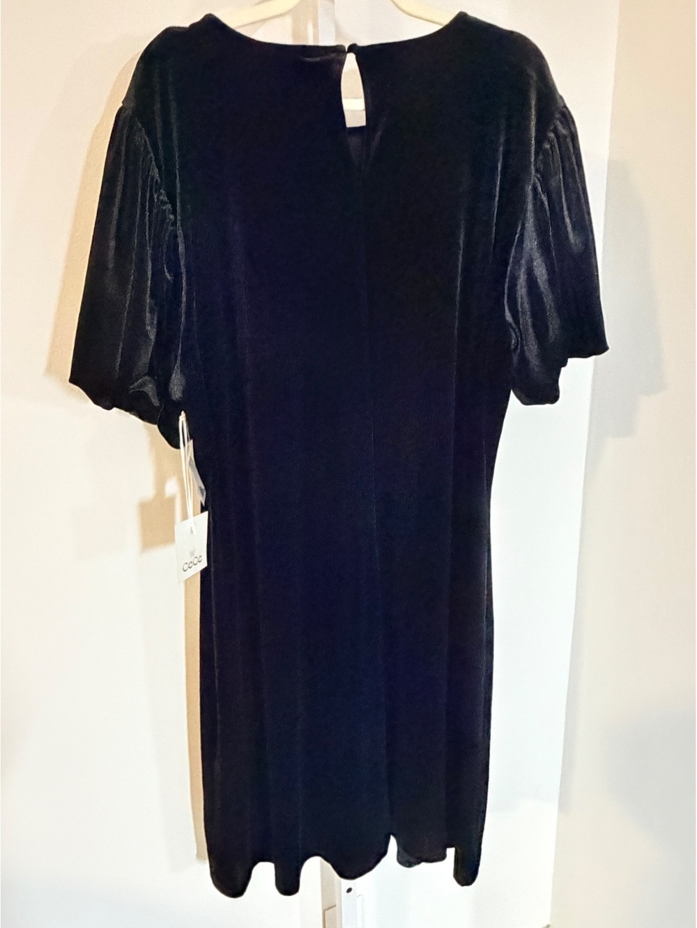 NWT CeCe Women's Black Velvet Puff Sleeve Dress Size 2X